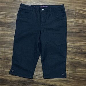 Avenue Blue Jeans Capris